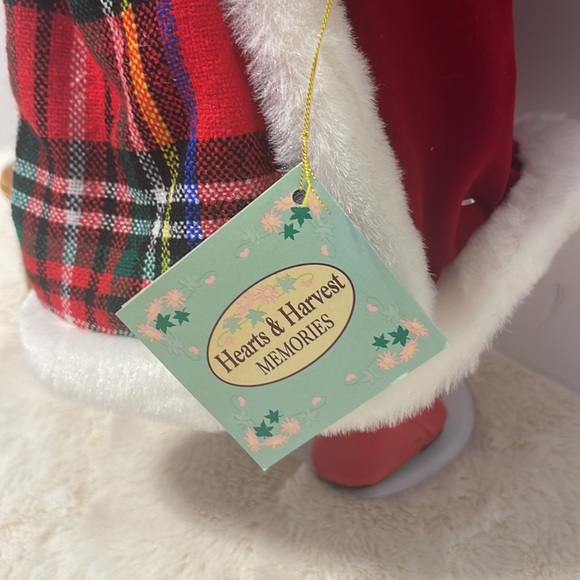 Vintage Victorian Hand painted Porcelain Christmas Doll - Picture 4 of 8